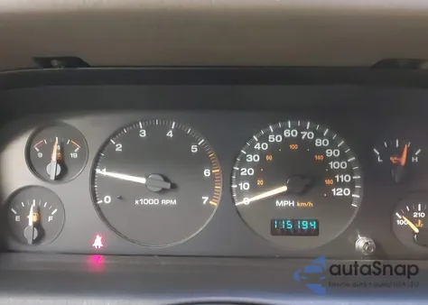 2002 Jeep Grand Cherokee Laredo from USA, damaged, VIN 1J4GW48S72C319739